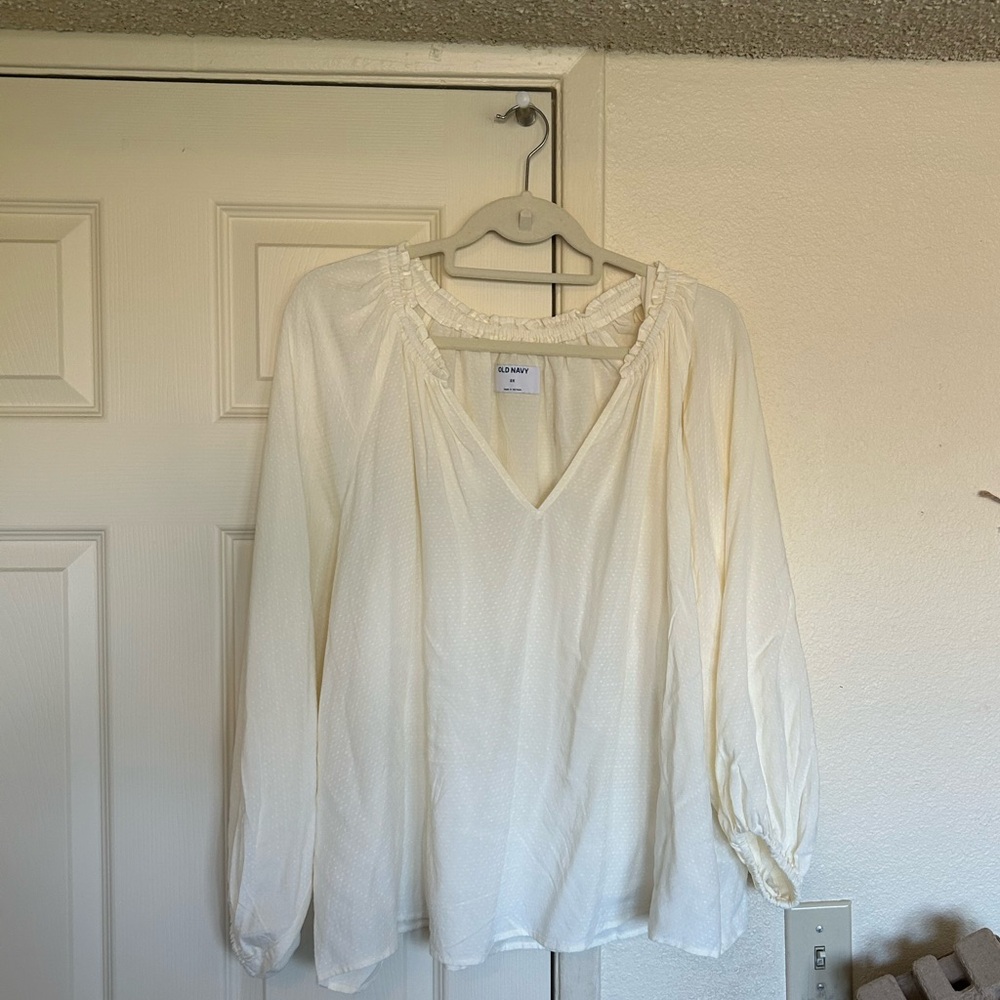 Old Navy Cream Long Sleeve Relaxed Blouse
